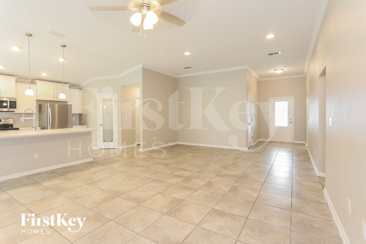 12413 Jovana Rd - Photo 4 of 16