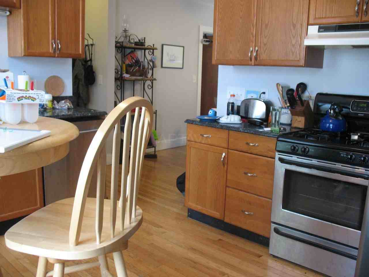 26 Ellington Rd #2DUPE - Photo 5 of 6