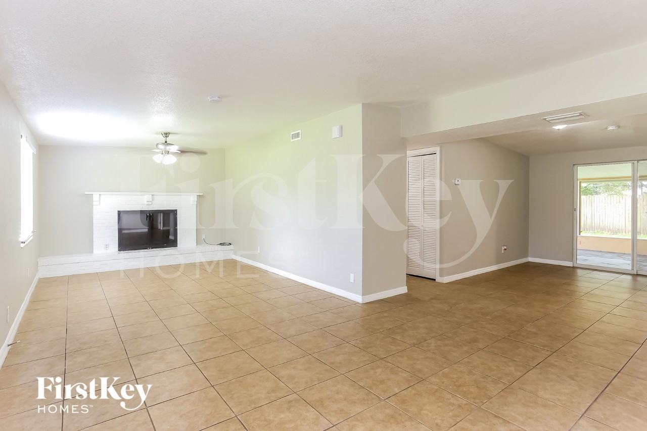 7716 Monetta Dr - Photo 3 of 16