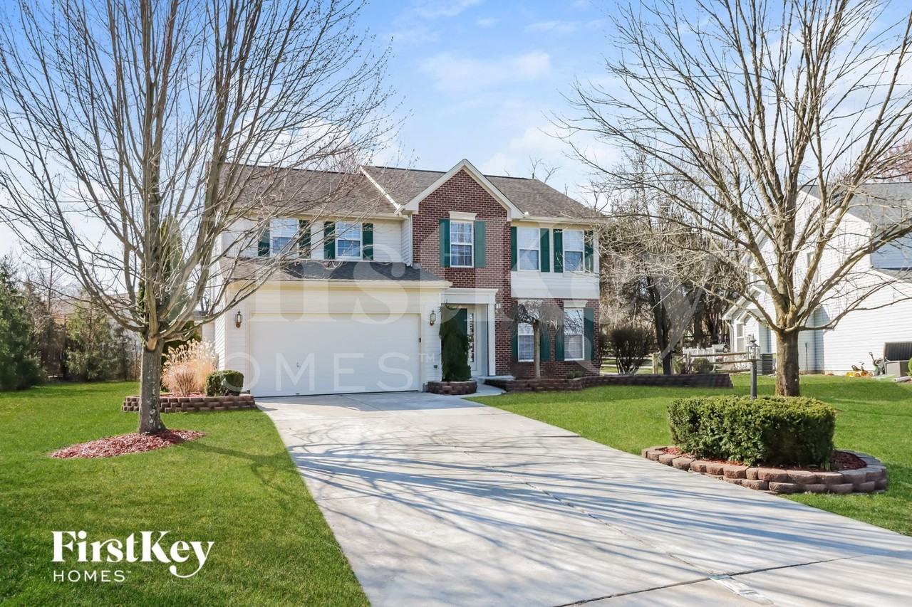 1165 Bear Grass Way - Photo 2 of 15