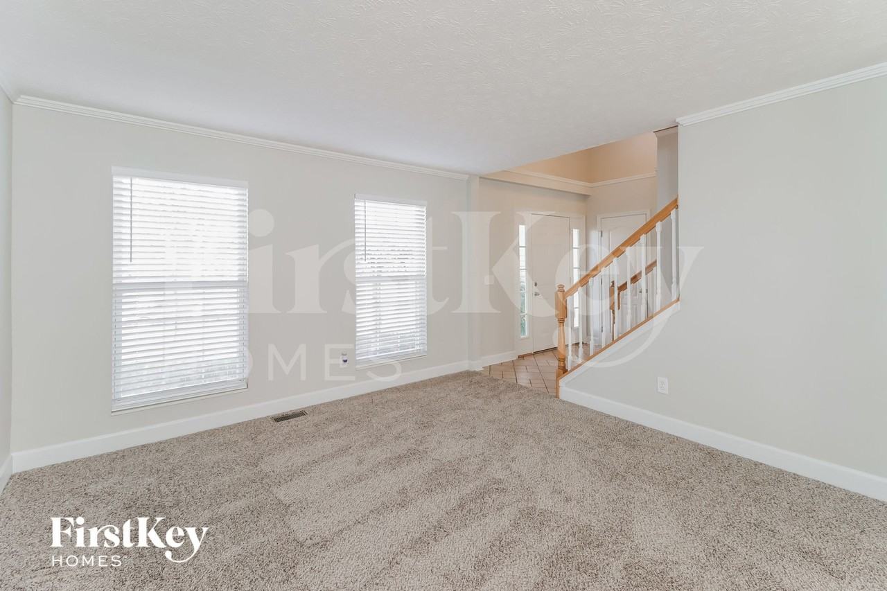 1165 Bear Grass Way - Photo 3 of 15