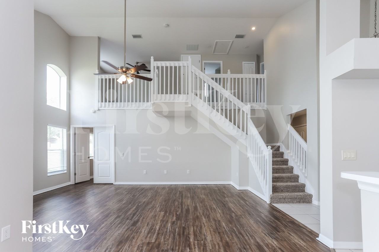 811 15th St Ne - Photo 2 of 16