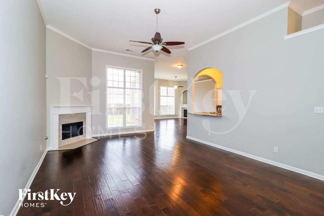 1651 S Frence Creek Cv - Photo 3 of 15