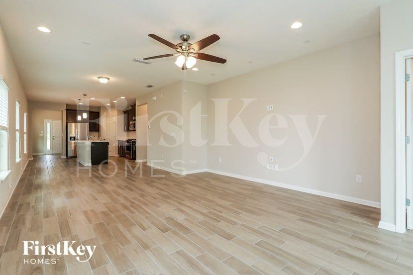 120 Concave Ln - Photo 5 of 15
