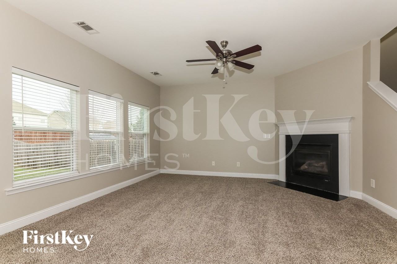 12635 Cumberland Cove Dr - Photo 3 of 15