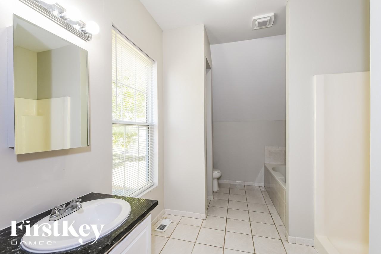 929 Wachtel Ave - Photo 7 of 16