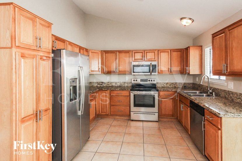 904 Shadow Mountain Pl - Photo 6 of 15