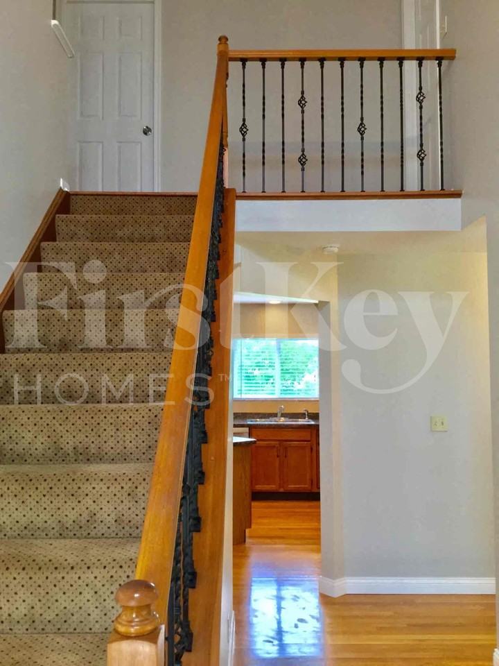 8560 Elmcreek Ct - Photo 2 of 44