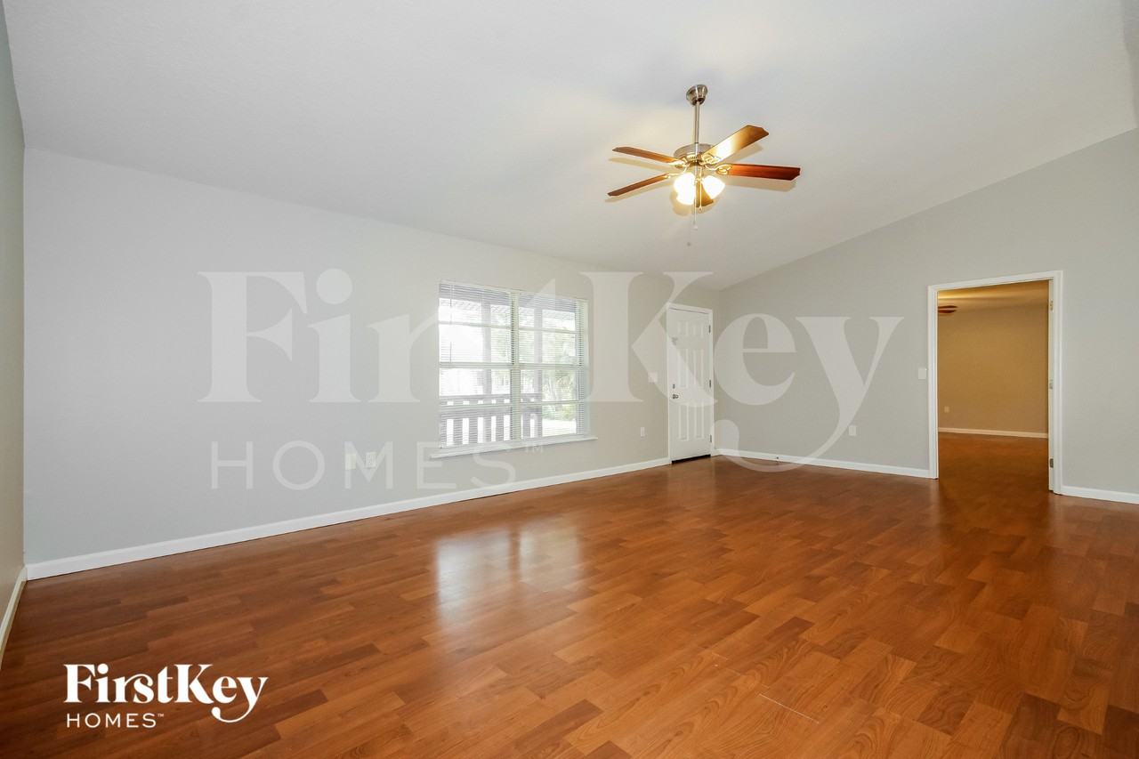 8240 Stoner Rd - Photo 3 of 16