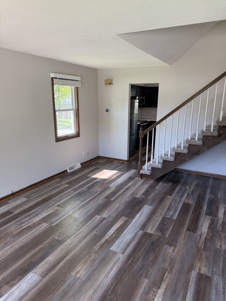 5622 S 110th Cir - Photo 6 of 15