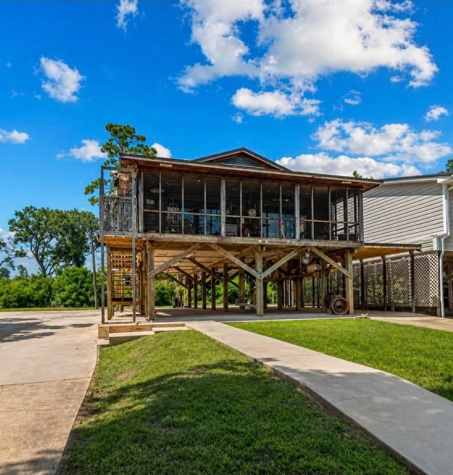 8153 Bryants Landing Rd