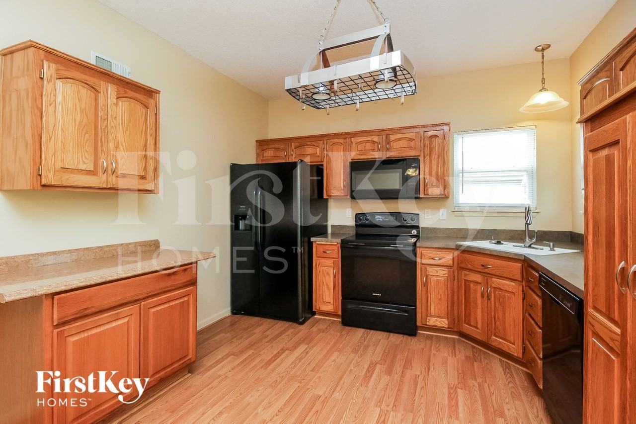 6713 S Brookside Rd - Photo 6 of 15