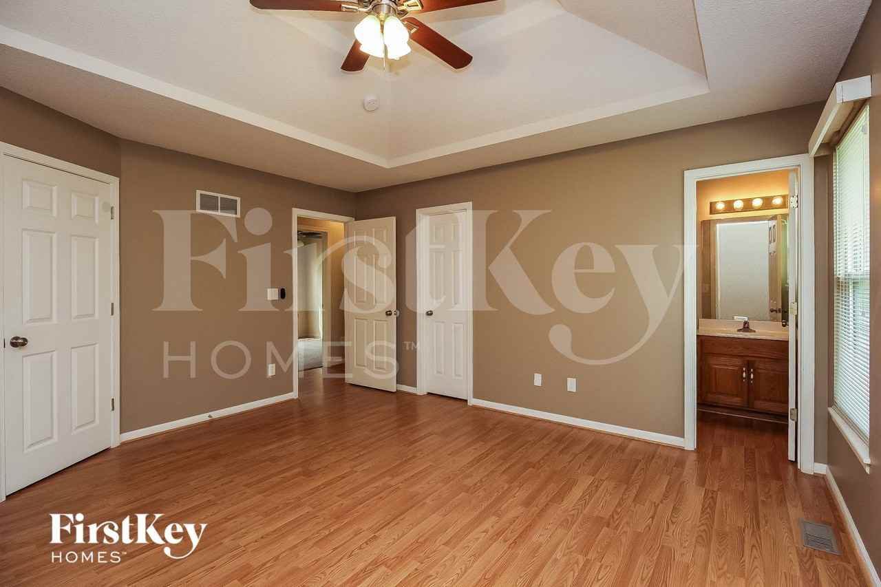 6713 S Brookside Rd - Photo 7 of 15