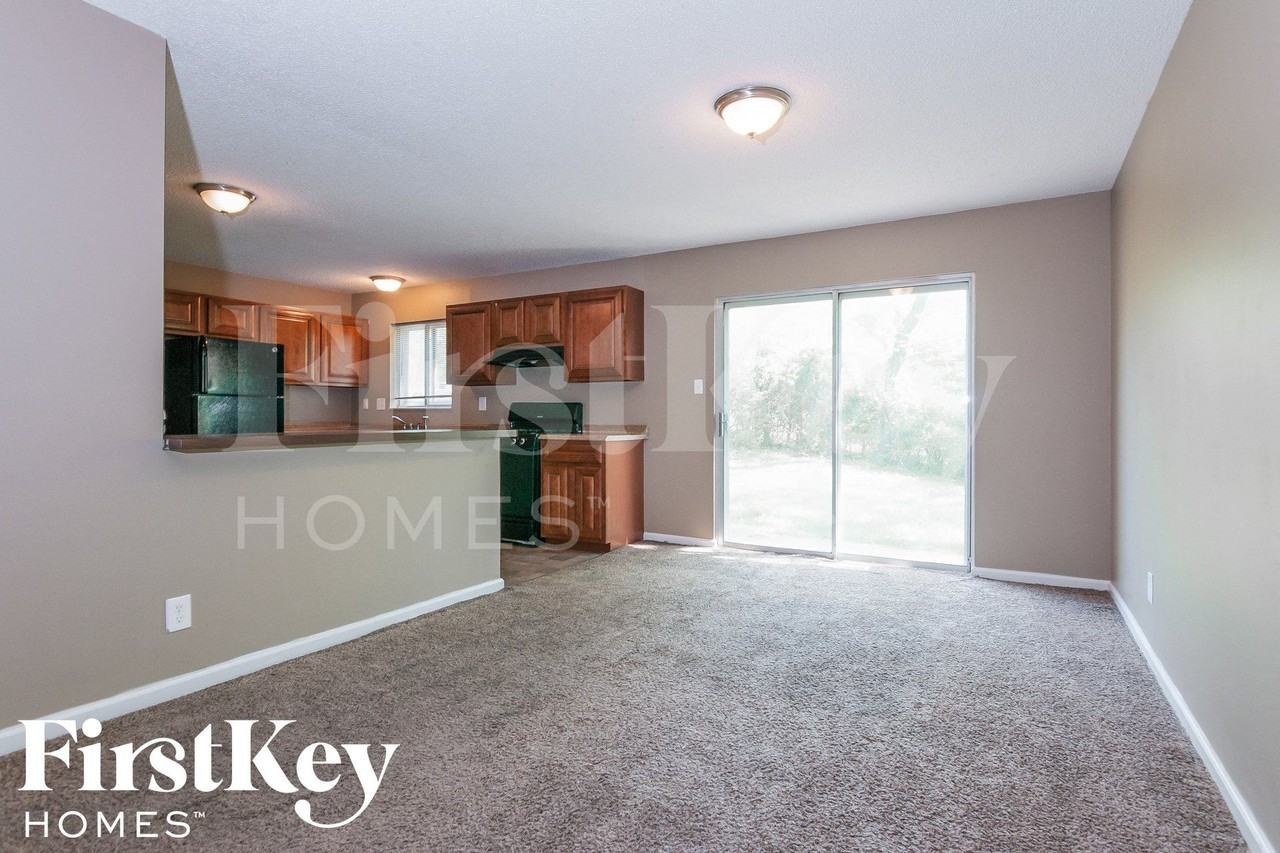 6692 Lesli Mari Ct - Photo 5 of 15