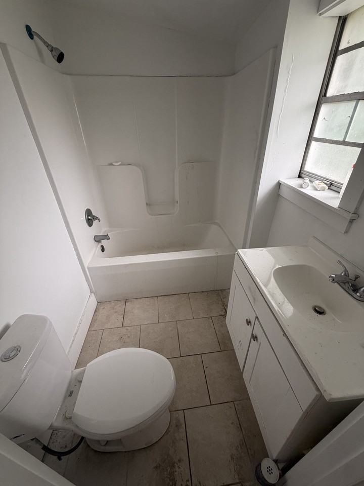 451 2nd Ave N - Photo 2 of 10