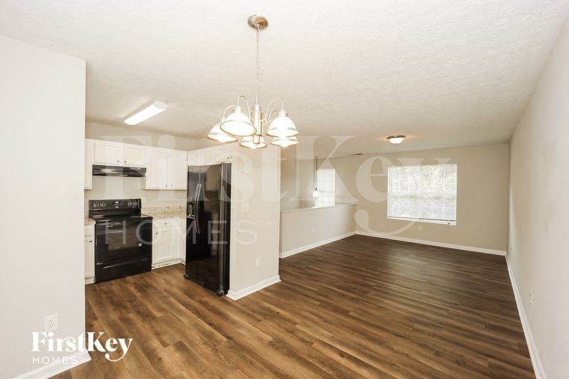 5692 Norman Ct - Photo 6 of 16
