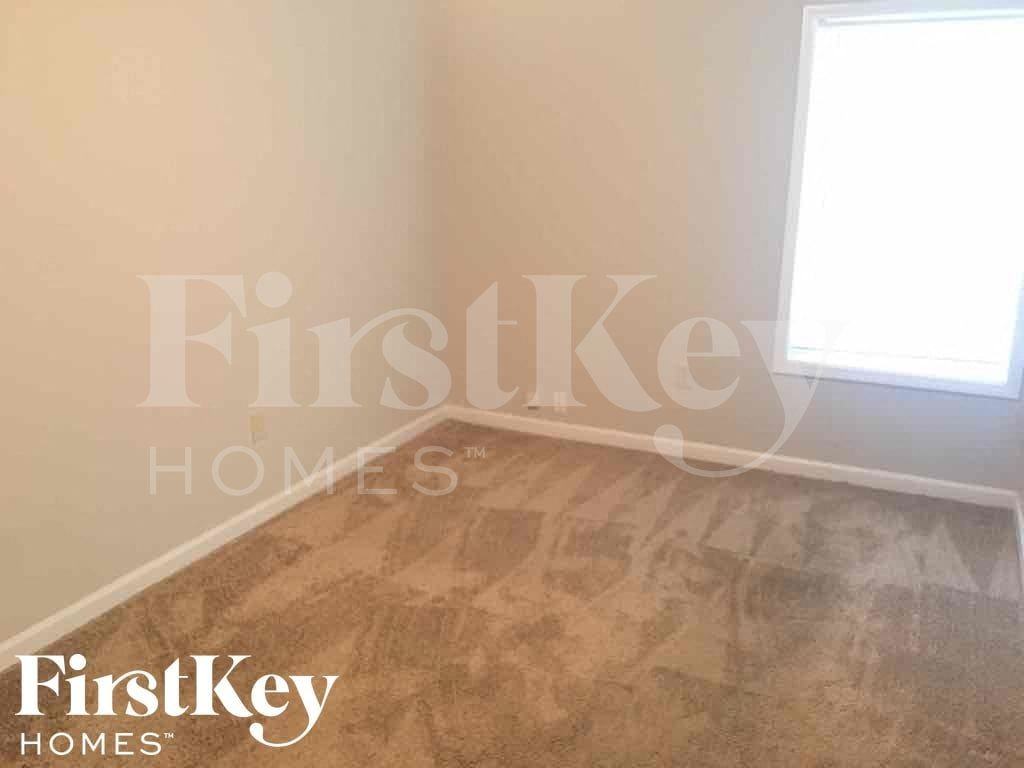5308 Timberdale Ave - Photo 3 of 25