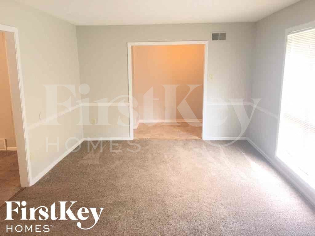 5308 Timberdale Ave - Photo 4 of 25