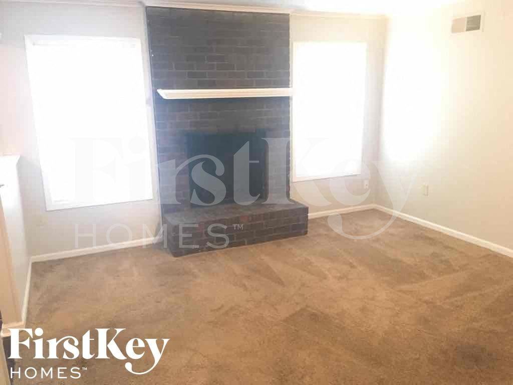 5308 Timberdale Ave - Photo 5 of 25
