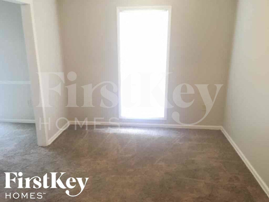 5308 Timberdale Ave - Photo 7 of 25