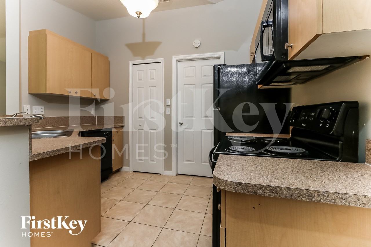 3201 Sw Collings Dr - Photo 6 of 16