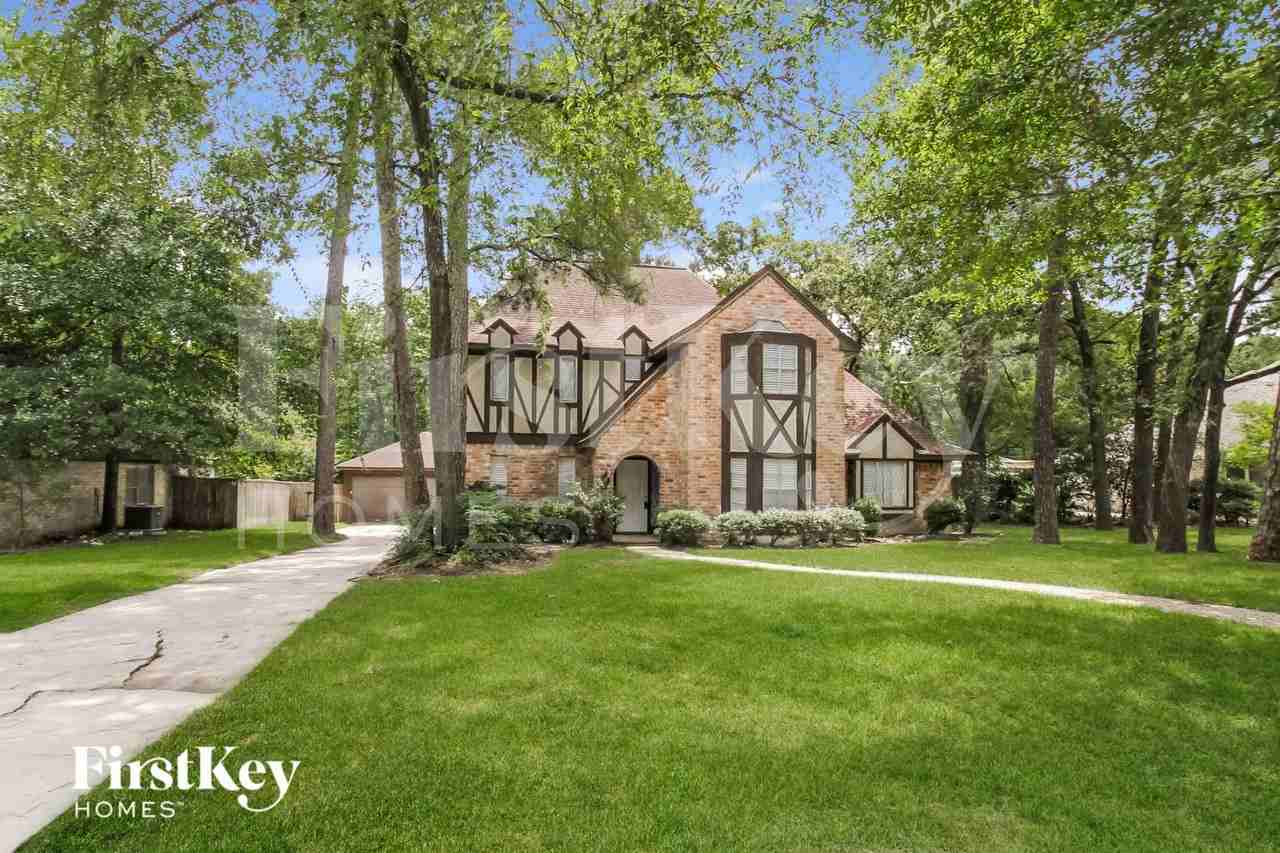 24106 Creekview Dr - Photo 2 of 15