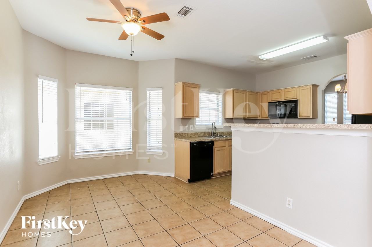 2230 Colgate Ct - Photo 6 of 15