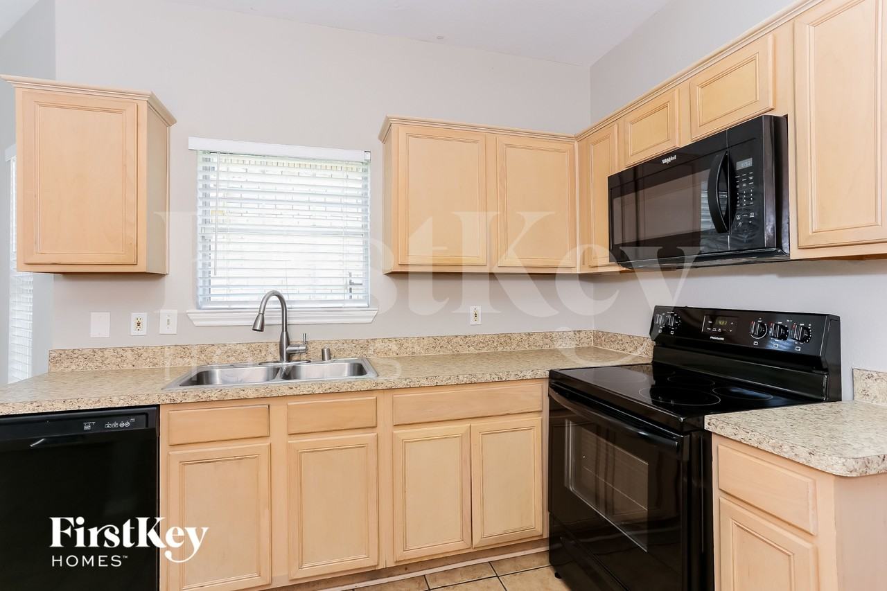 2230 Colgate Ct - Photo 7 of 15
