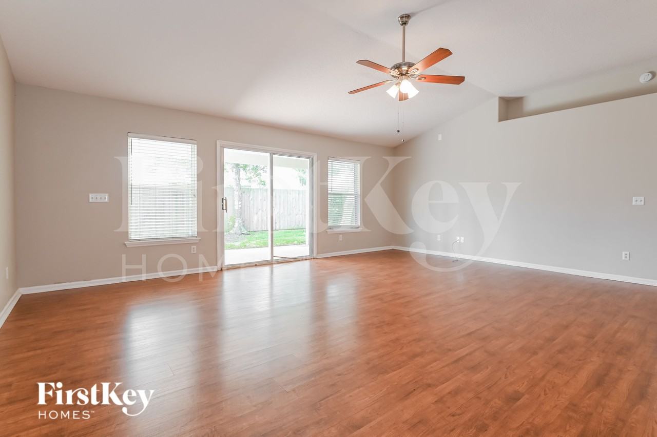12880 Kelsey Island Dr - Photo 4 of 17