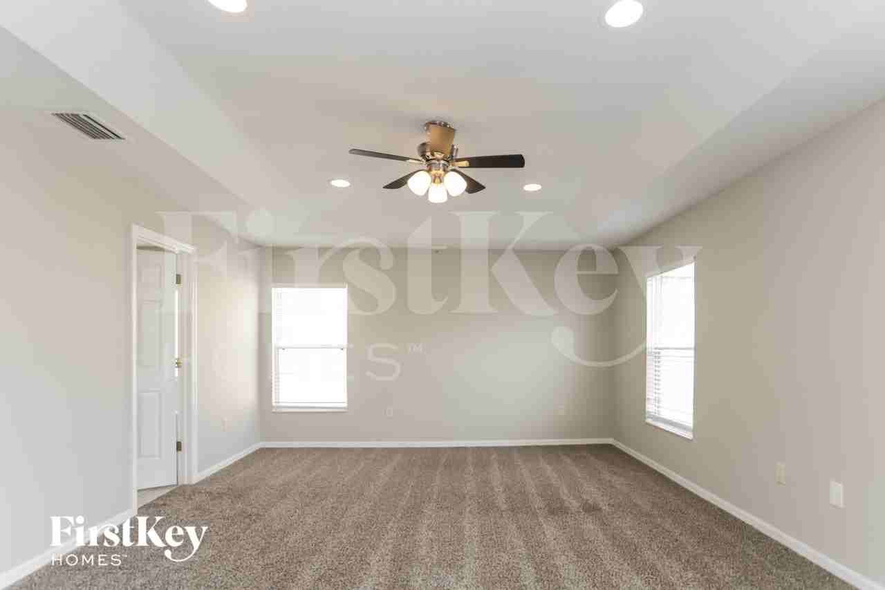 10332 Frog Pond Dr - Photo 6 of 16