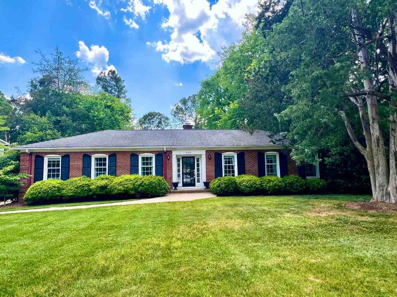 6414 Greencove Dr - Photo 2 of 48