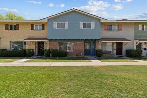 featured image of 1676 W Campbell Ave