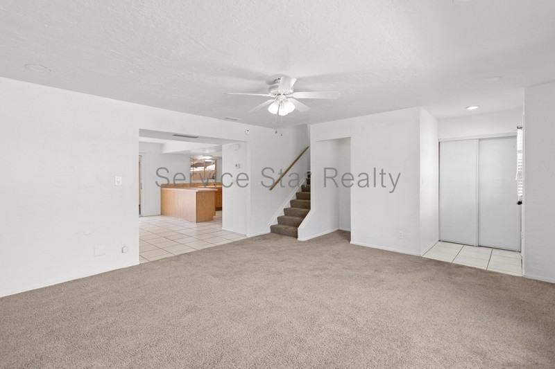 1676 W Campbell Ave - Photo 6 of 26