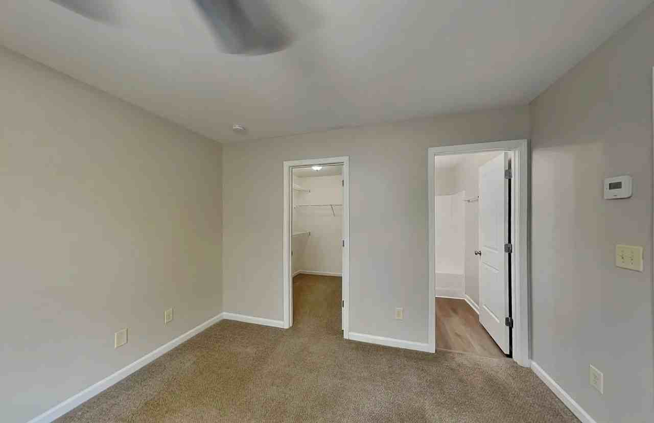 14 Carriage Hills Dr Se - Photo 5 of 11