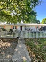 featured image of 4409 Ford St