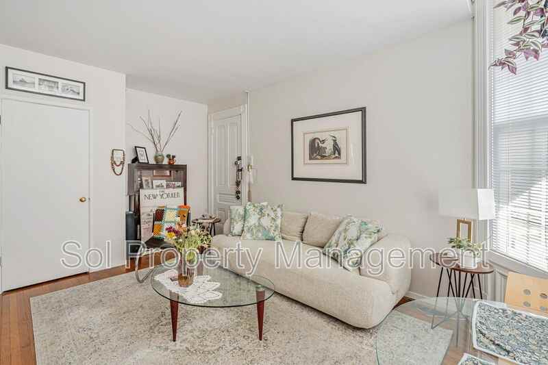 1722 5th Ave - Photo 3 of 9