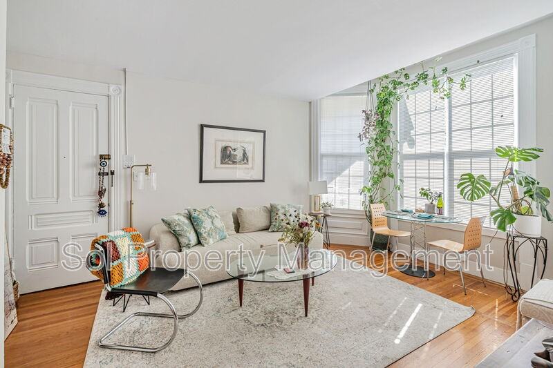 1722 5th Ave - Photo 4 of 9