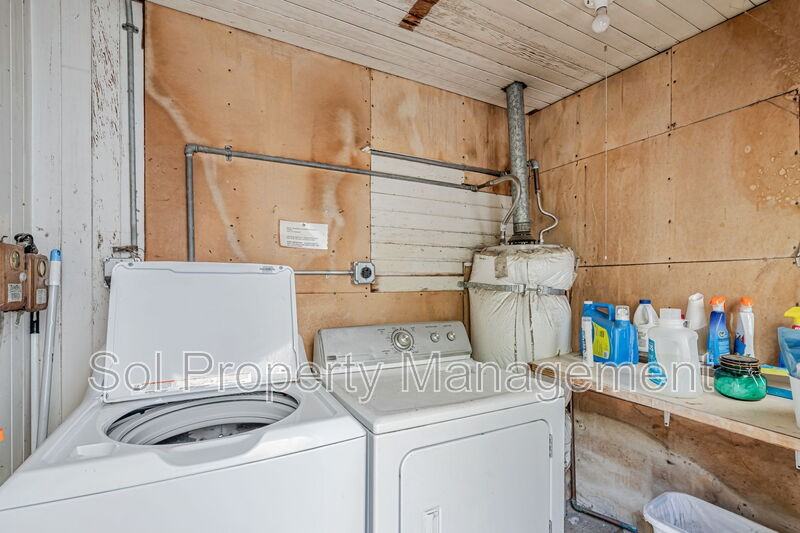 1722 5th Ave - Photo 7 of 9