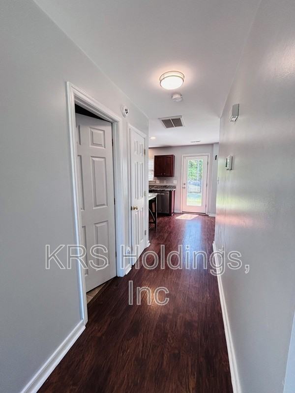 3407 Thornsett Dr - Photo 5 of 40
