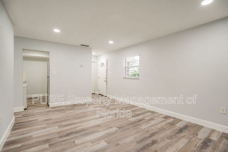 1610 Se 25th St #A - Photo 5 of 47