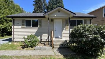 featured image of 6113 Beverly Ln