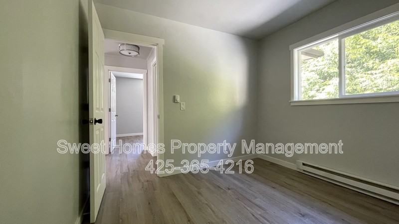 6113 Beverly Ln - Photo 6 of 11