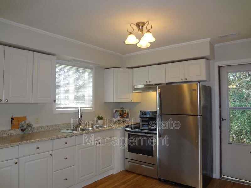 114 Bim St #A - Photo 3 of 11