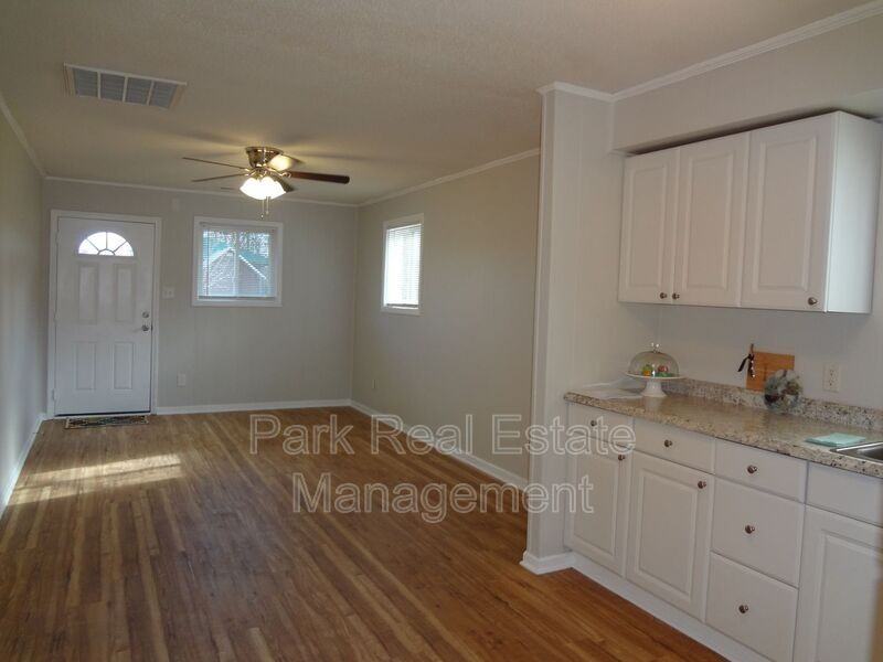114 Bim St #A - Photo 4 of 11