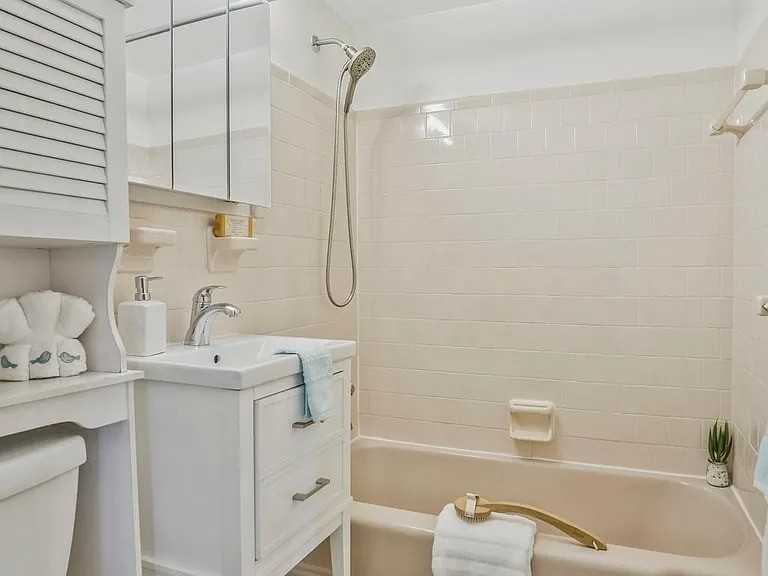 1503 S George Mason Dr #13 - Photo 6 of 13