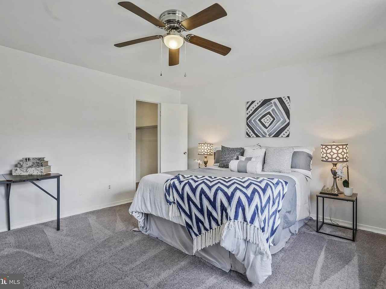 1503 S George Mason Dr #13 - Photo 7 of 13