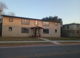featured image of 621 Glazebrook St