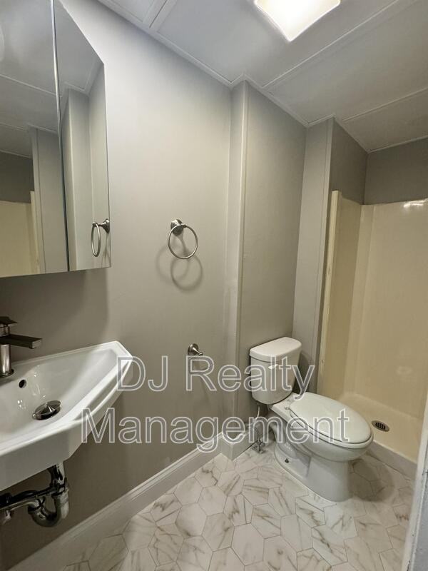 60 N Margin St #2 - Photo 2 of 11