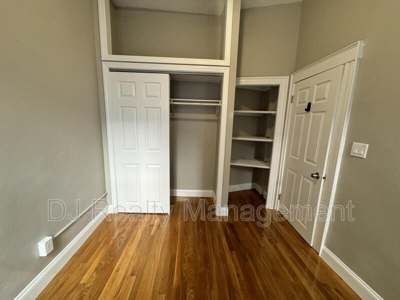 60 N Margin St #2 - Photo 4 of 11