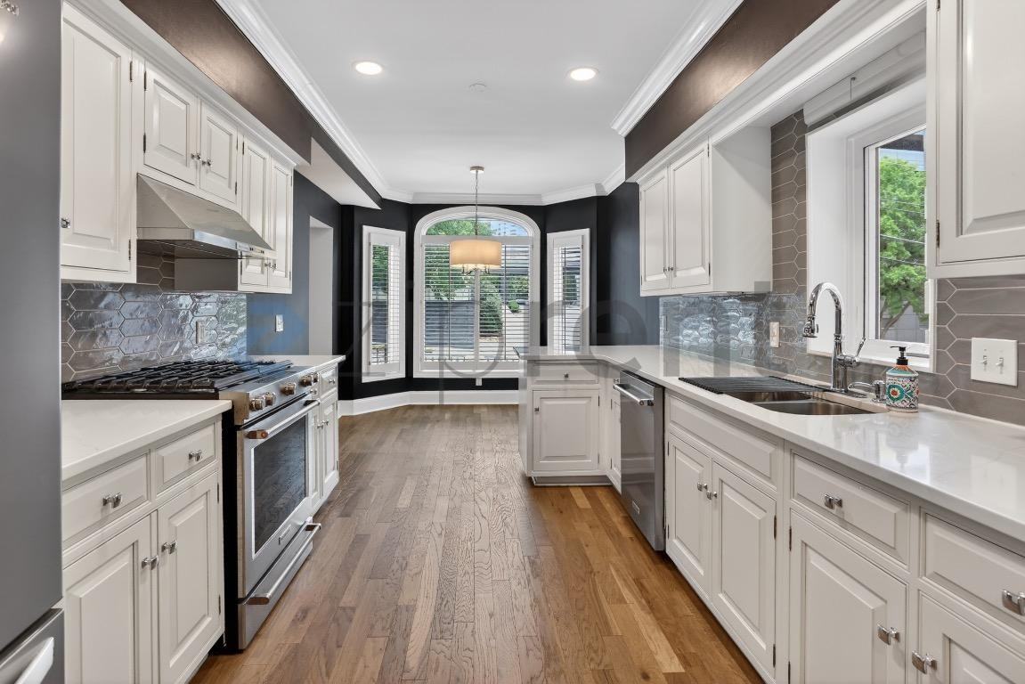 3638 Peachtree Rd Ne #206 - Photo 5 of 27